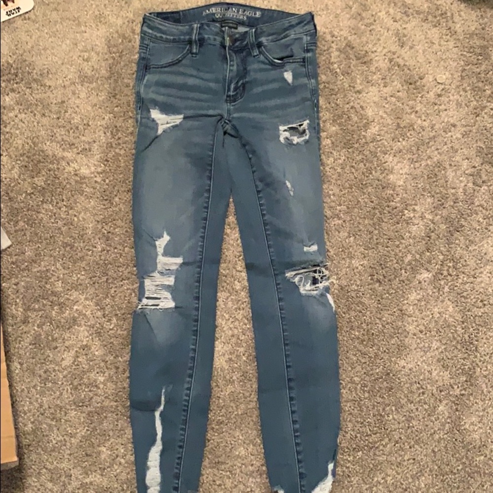 American eagle ripped jeans